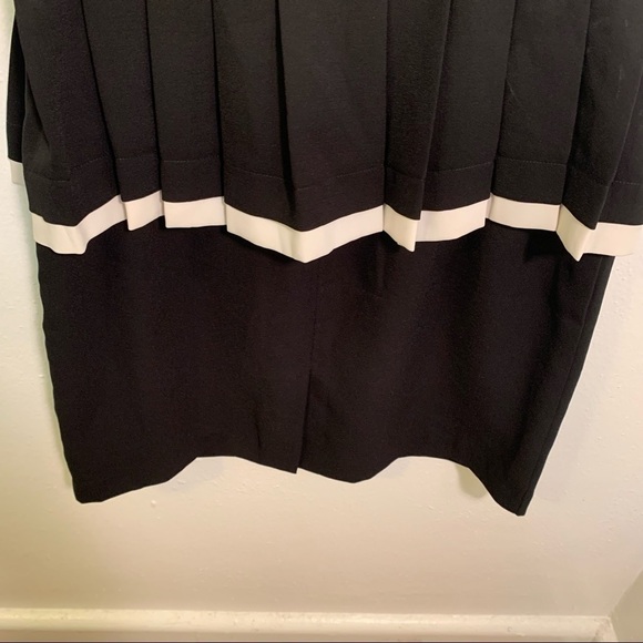 Love 21 Sleeveless Dress Black Pleat Ruffle Waist - Picture 11 of 11